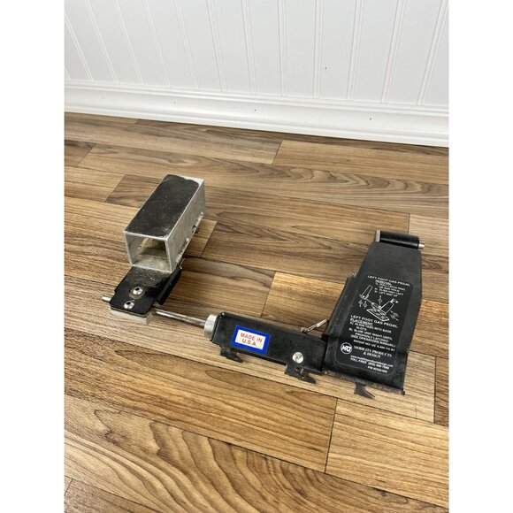 Mobility Products Left Foot Accelerator Gas Pedal Handicap Device Driving Aid - Picture 3 of 11